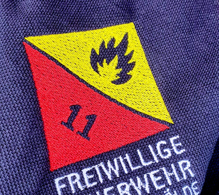 Neue Polohemden für den Löschzug