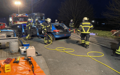 Übung Technische Hilfeleistung PKW